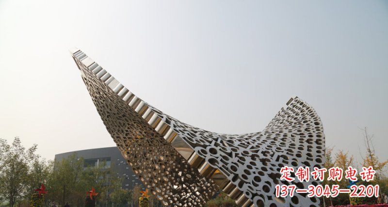 温州不锈钢镂空字母遮阳亭子广场雕塑