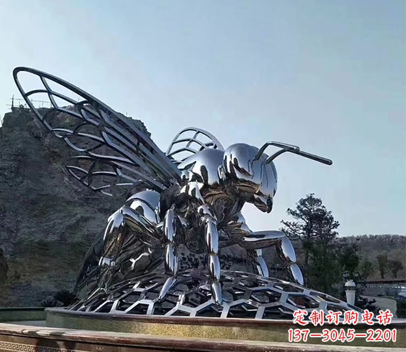 温州不锈钢蜜蜂雕塑精美雕塑点缀环境