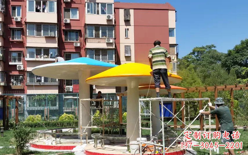 温州不锈钢蘑菇凉亭——精美雕塑点缀绿意