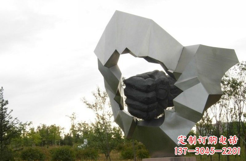 温州不锈钢拳头雕塑222