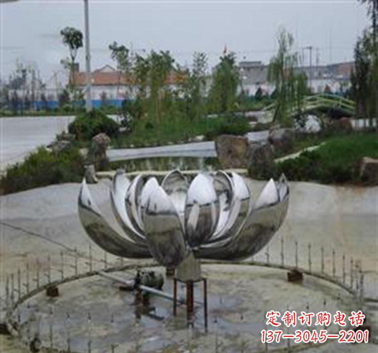 温州不锈钢荷花雕塑营造美丽水景