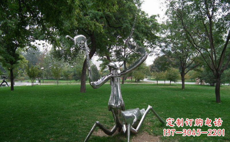 温州不锈钢螳螂动物雕塑