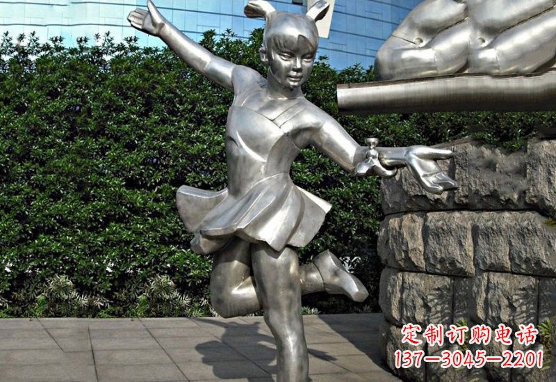 温州不锈钢踢毽子的小女孩雕塑
