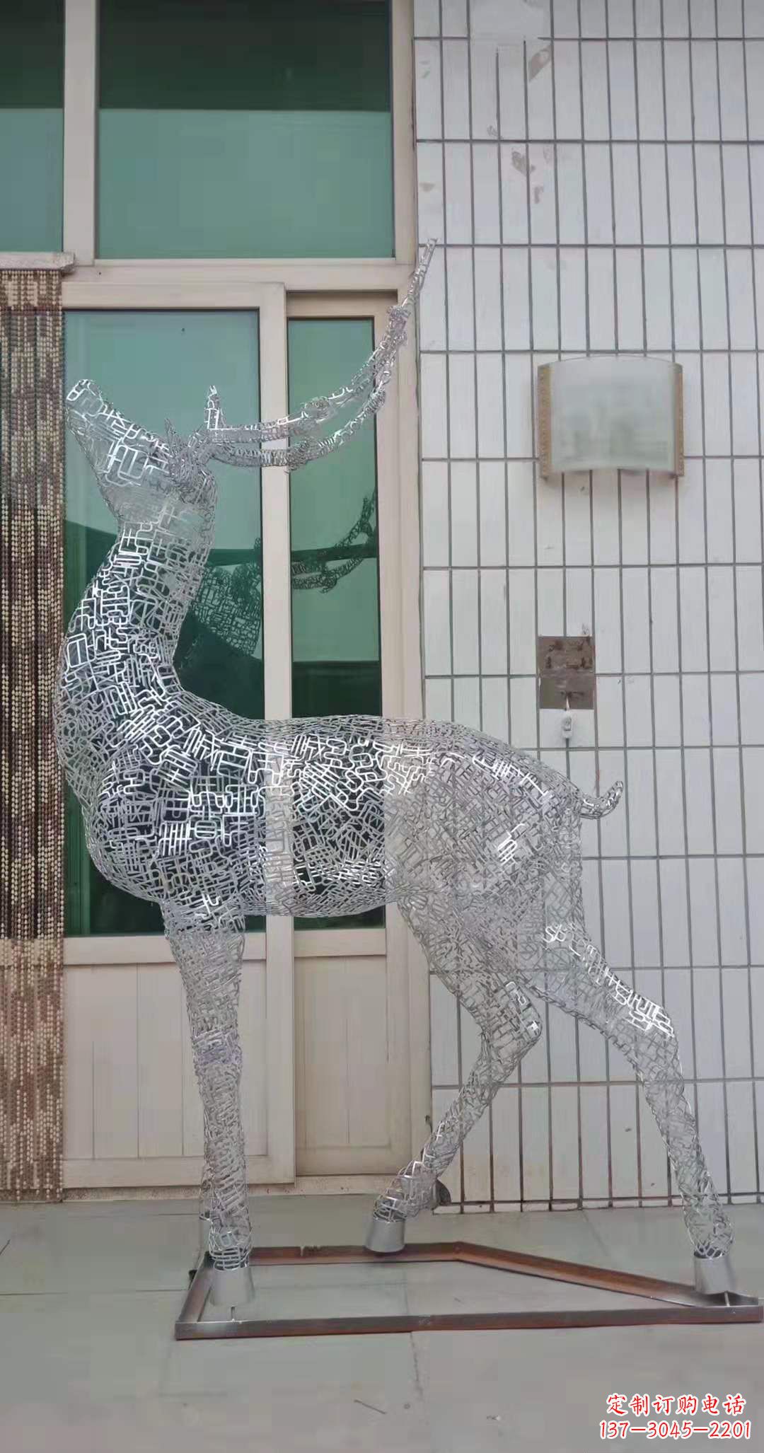 温州不锈钢铁艺动物雕塑——艺术与自然的完美结合