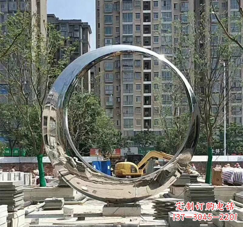 温州不锈钢艺术圆环雕塑——艺术的精粹