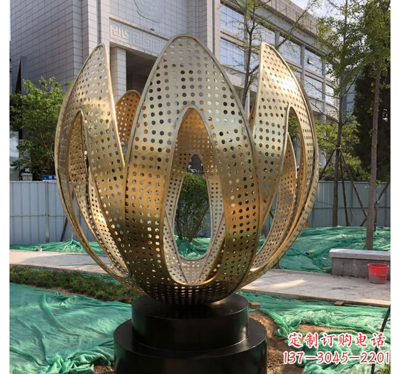 温州不锈钢拱门雕塑以艺术之美装点园林