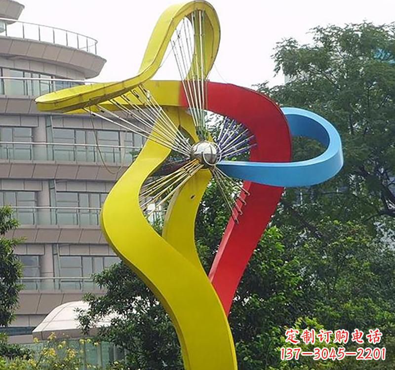 温州不锈钢风车雕塑——烤漆之美
