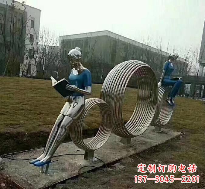 温州圆环读书人雕塑