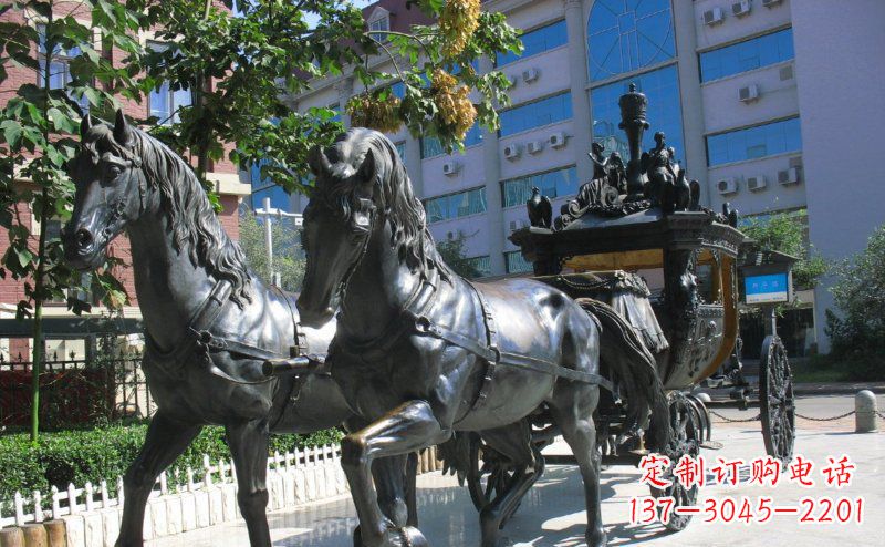温州马车雕塑西方步行街的瑰宝
