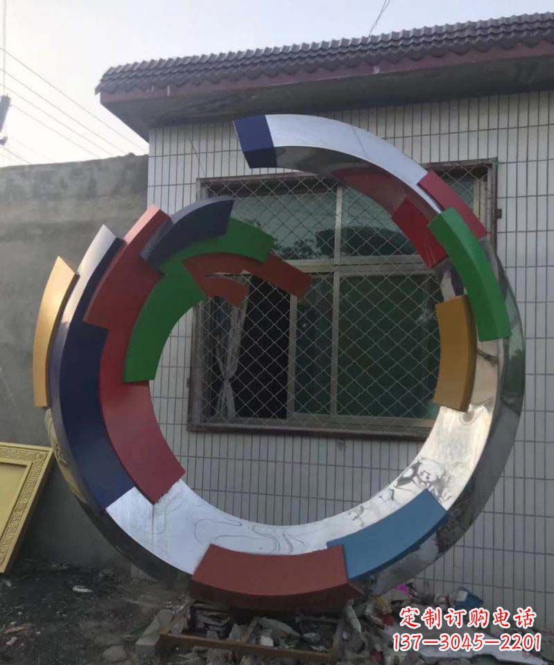 温州彩色不锈钢抽象圆环雕塑