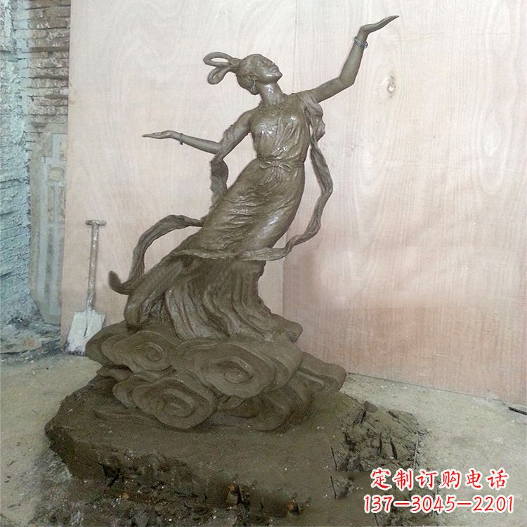 温州嫦娥雕塑泥稿
