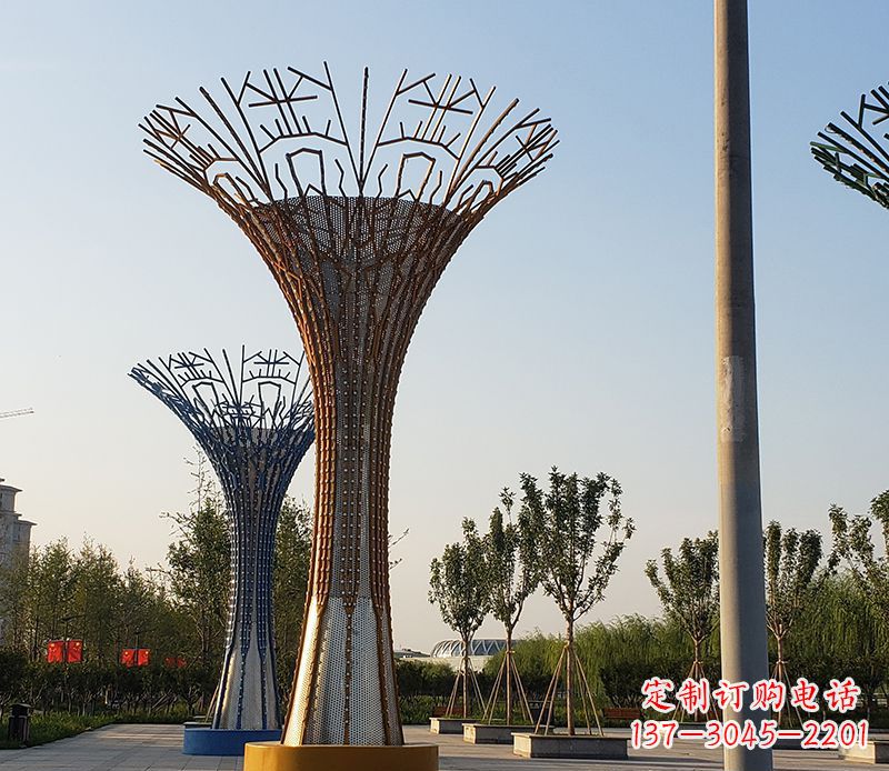 温州城市景观的点缀——不锈钢树叶雕塑