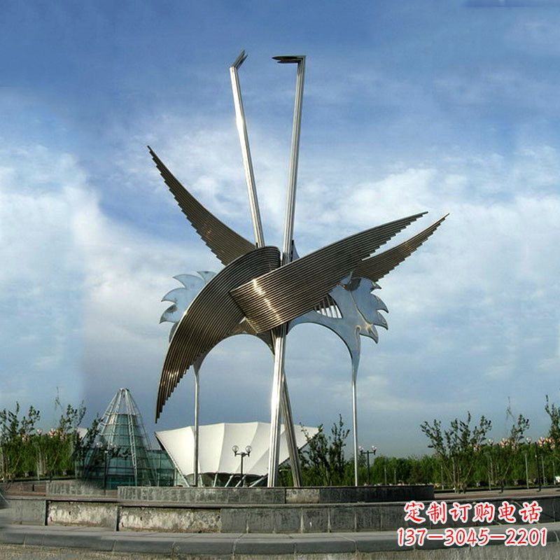 温州城市广场不锈钢铁艺抽象仙鹤景观雕塑