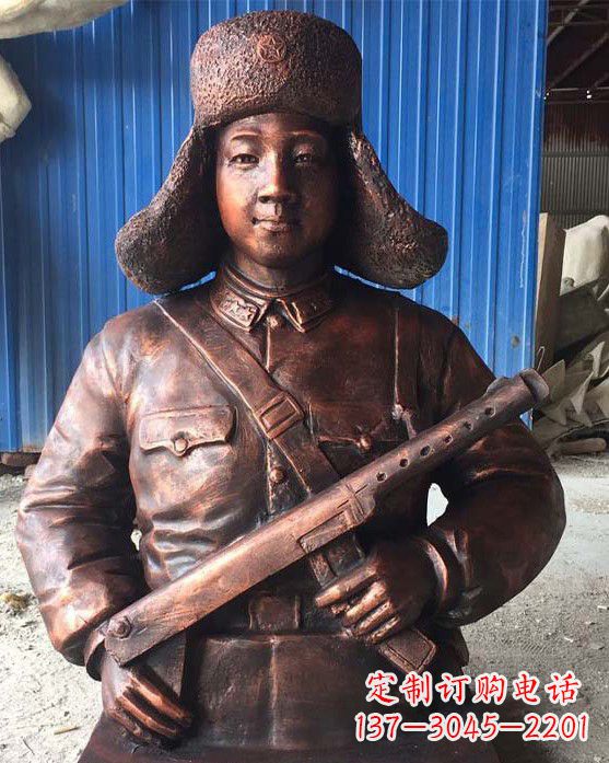 温州雷锋雕塑象征着无私奉献的力量