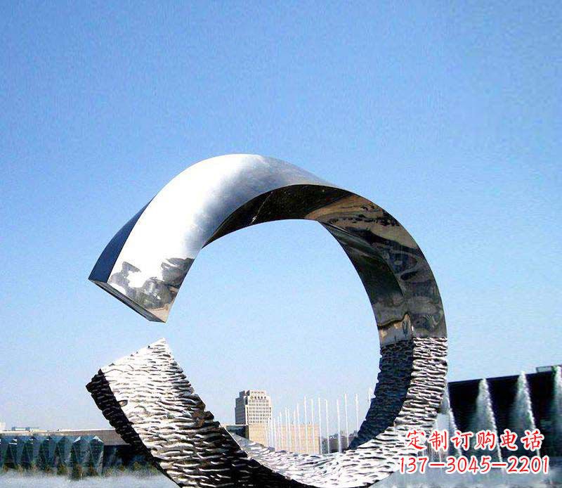 温州抽象镜面圆环不锈钢雕塑
