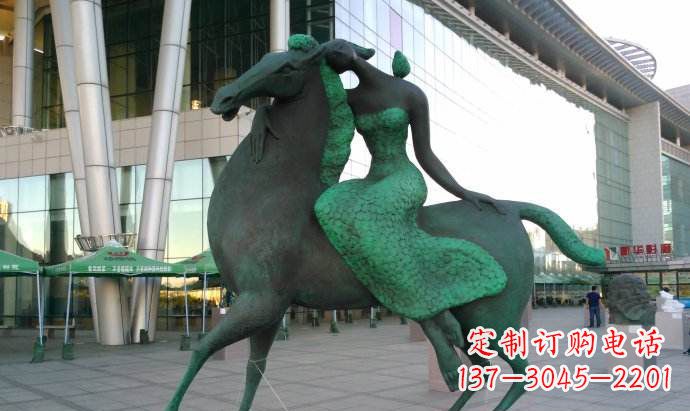 温州抽象骑马的女孩铜雕 