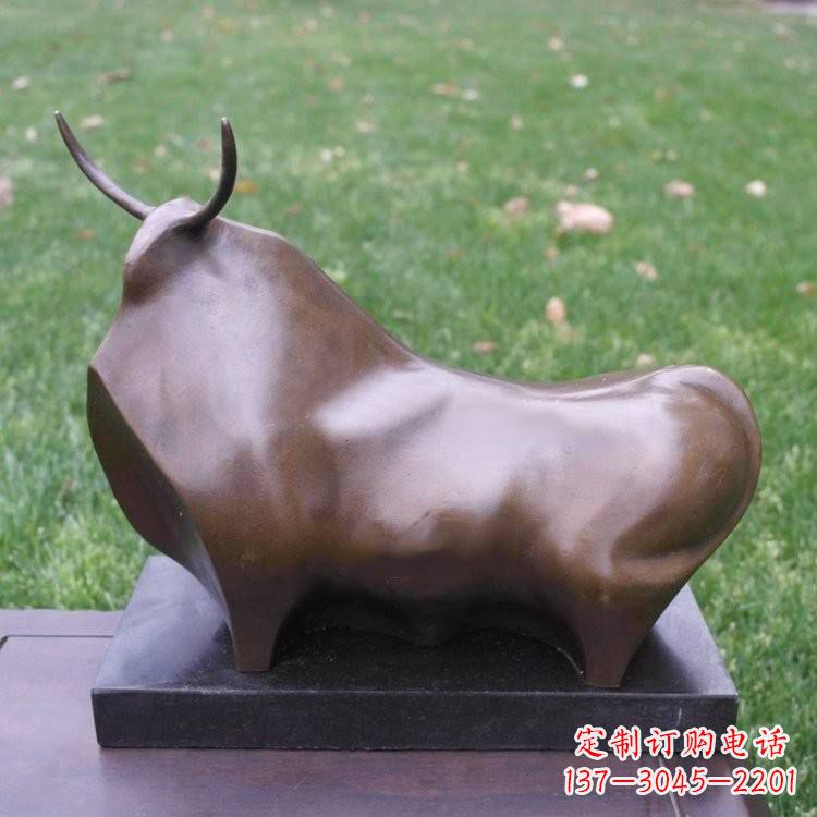 温州十二生肖铜牛雕塑——传承中国古老文化