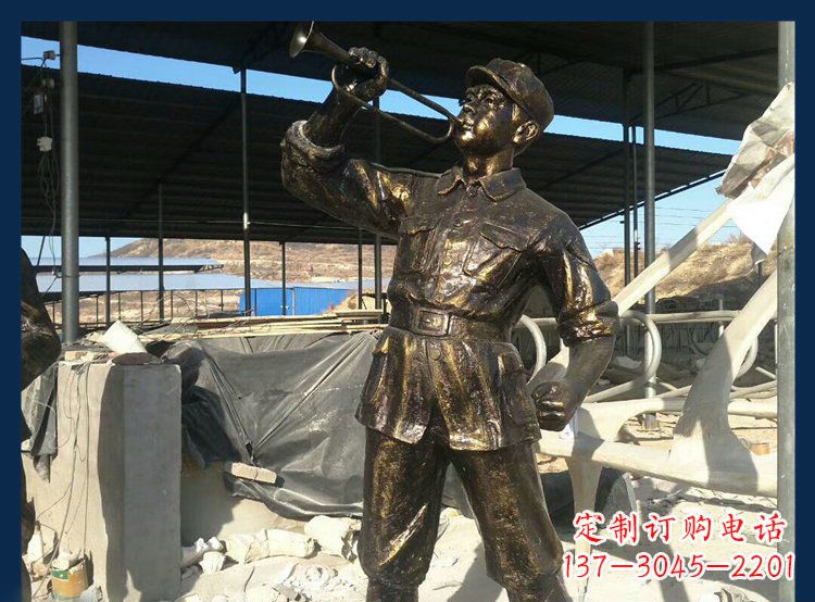 温州吹冲锋号的八路军铜雕