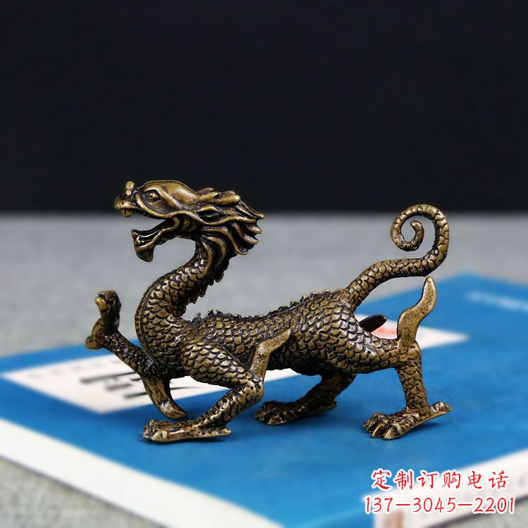 温州青龙雕塑用纯铜熔铸而成