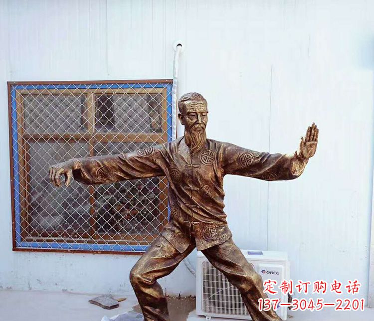 温州打太极拳的老人铜雕