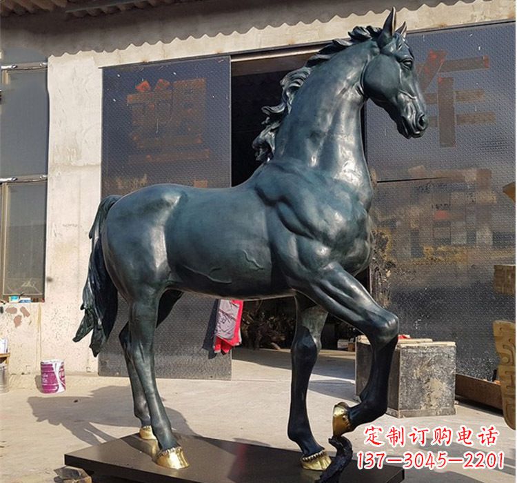 温州独特优雅的大型铸铜马雕塑