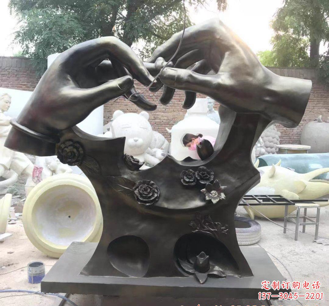 温州精美铜戒指雕塑