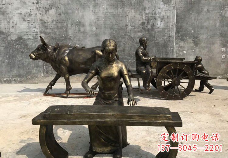 温州弹古筝的美女铜雕