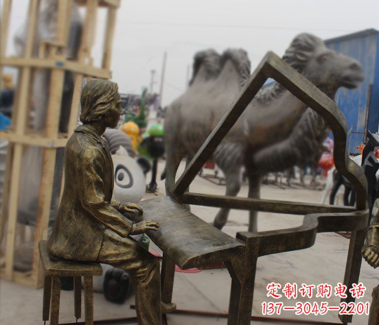 温州弹抽象钢琴的人物铜雕
