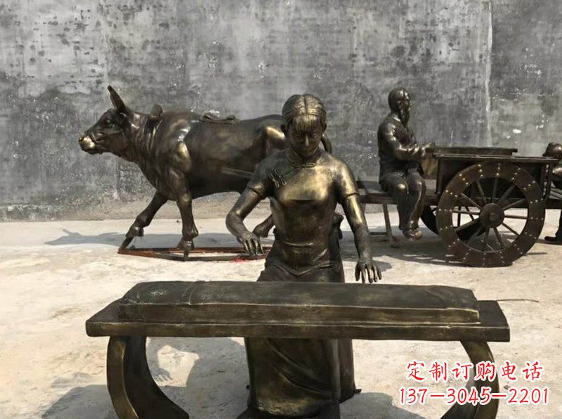 温州铜制古筝人物校园景观雕塑