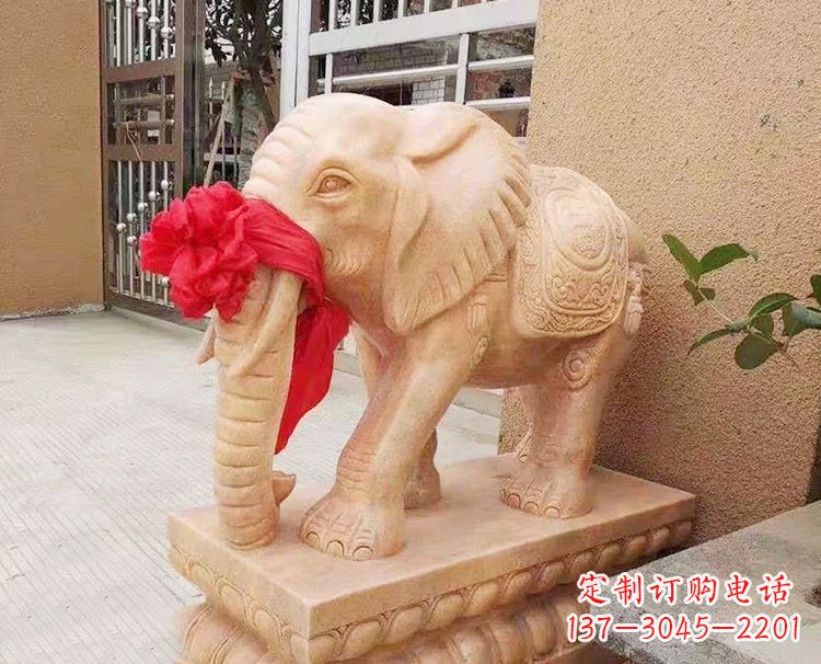 温州精心雕刻大象石雕
