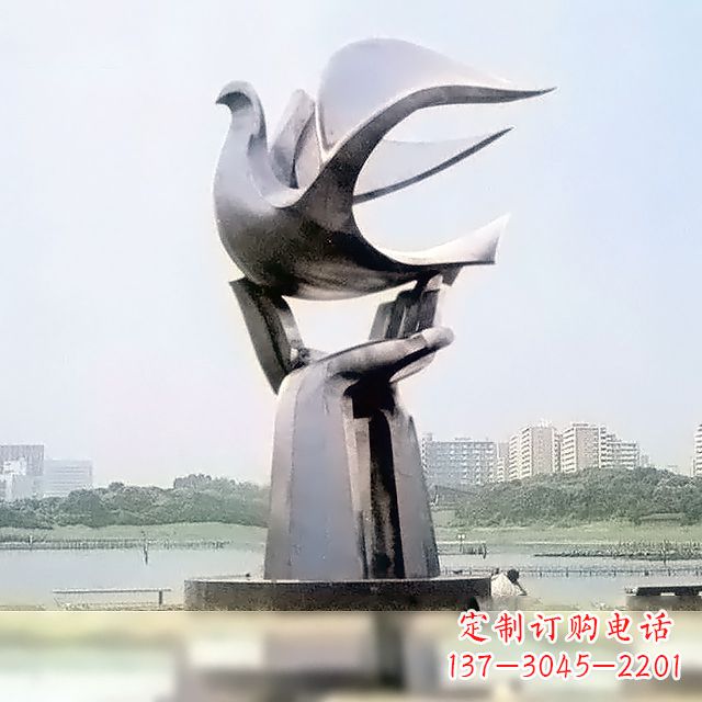 温州精美鸽子雕塑