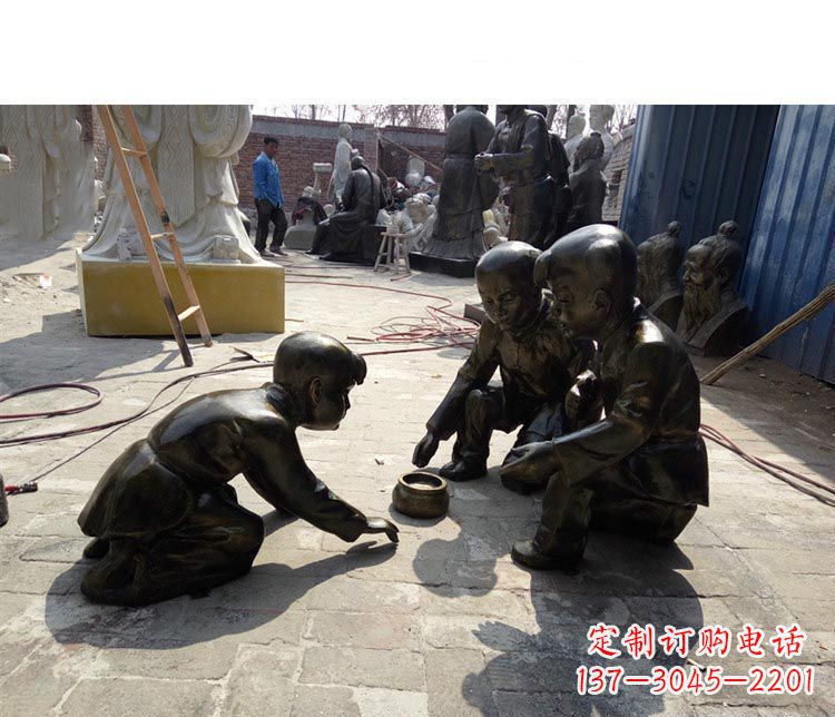 温州斗蛐蛐的儿童铜雕