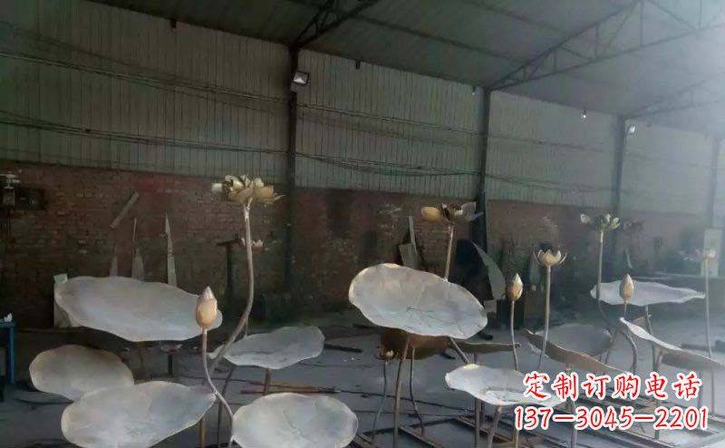温州锻铜荷叶荷花广场景观雕塑