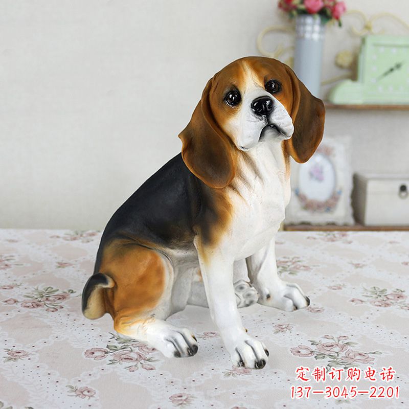 温州蹲姿仿真比格犬树脂工艺品,别墅家居装饰玻璃钢小狗雕塑