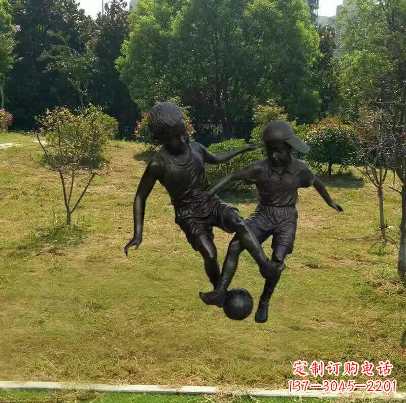 温州中领雕塑出品,精致足球雕塑,带您重温童年欢乐