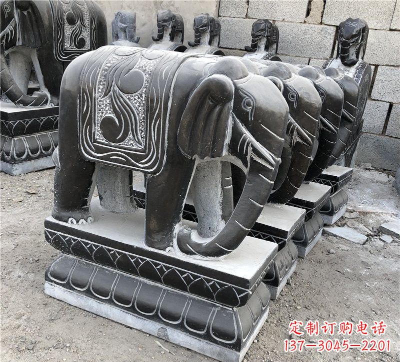 温州仿古青石大象雕塑