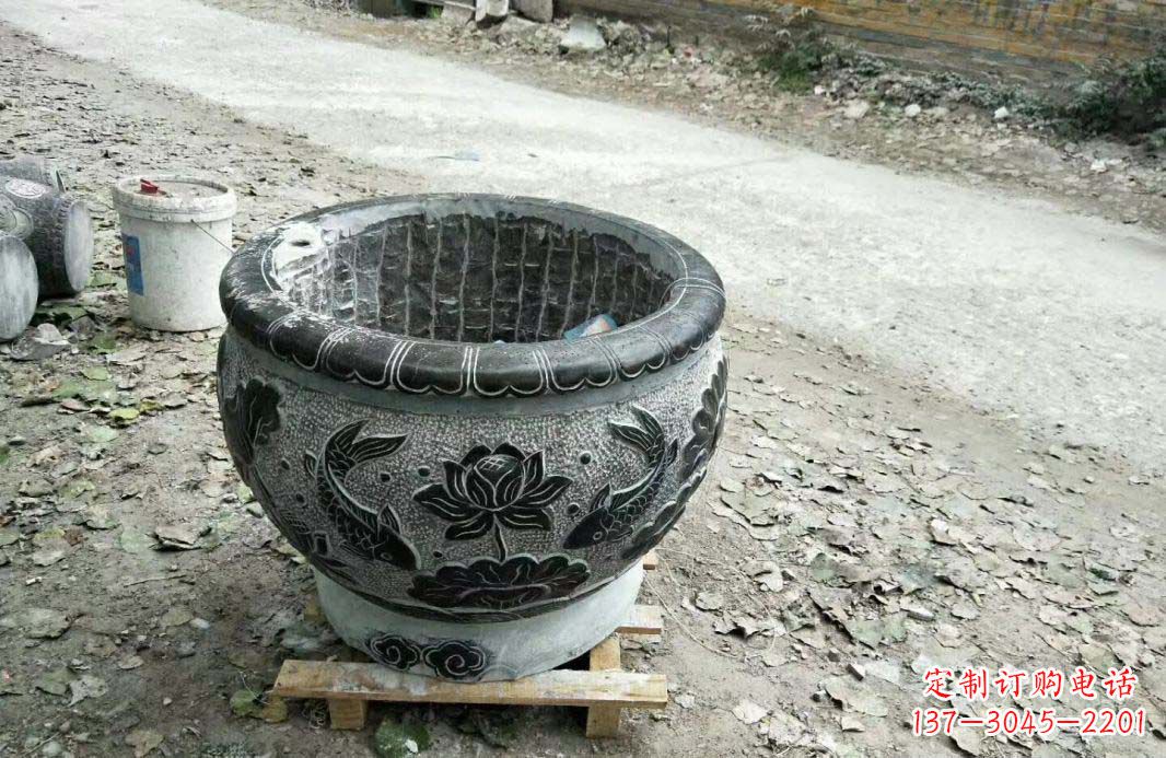 温州仿古圆形水缸石雕