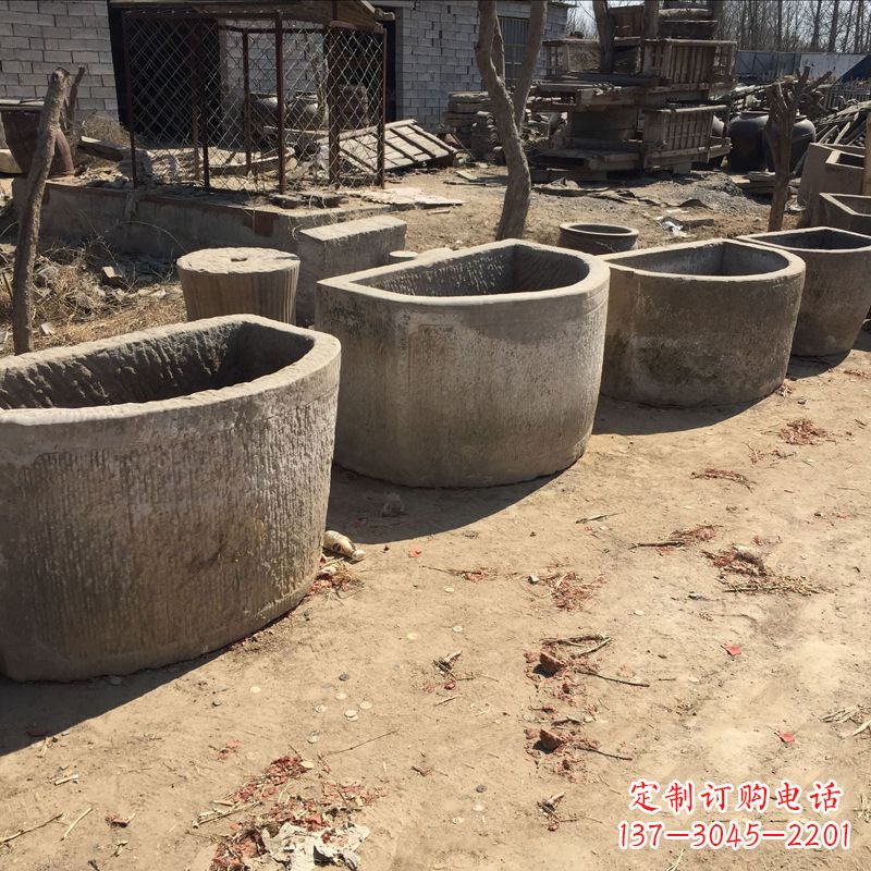 温州中领雕塑——仿古做旧弧形石槽雕塑