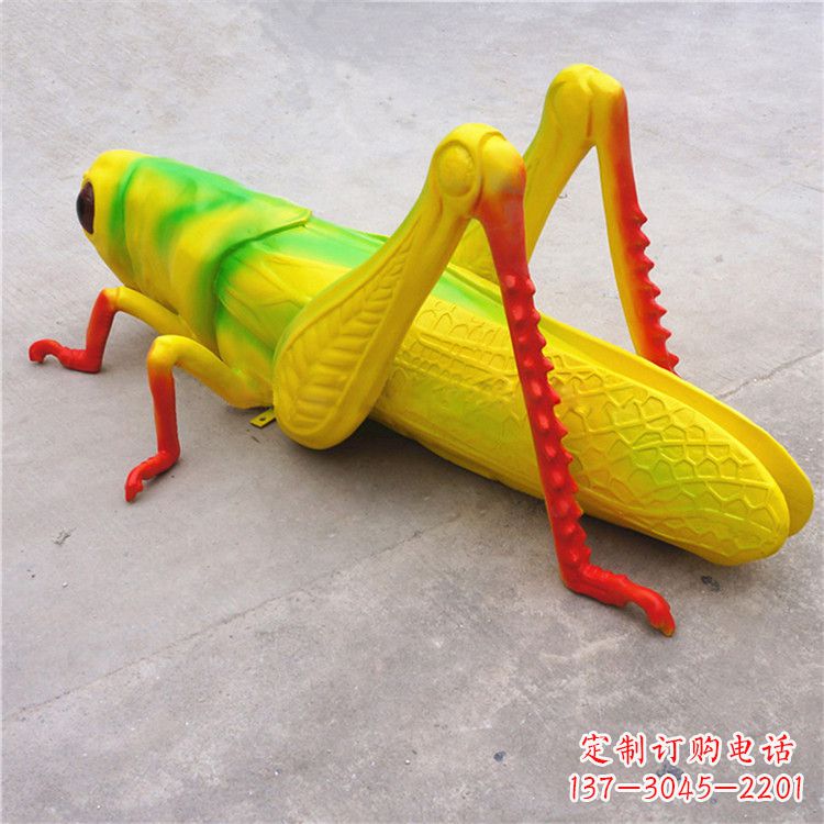 温州仿真蝗虫玻璃钢蚂蚱雕塑