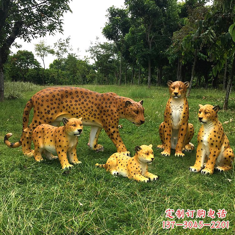 温州精美玻璃钢豹子雕塑