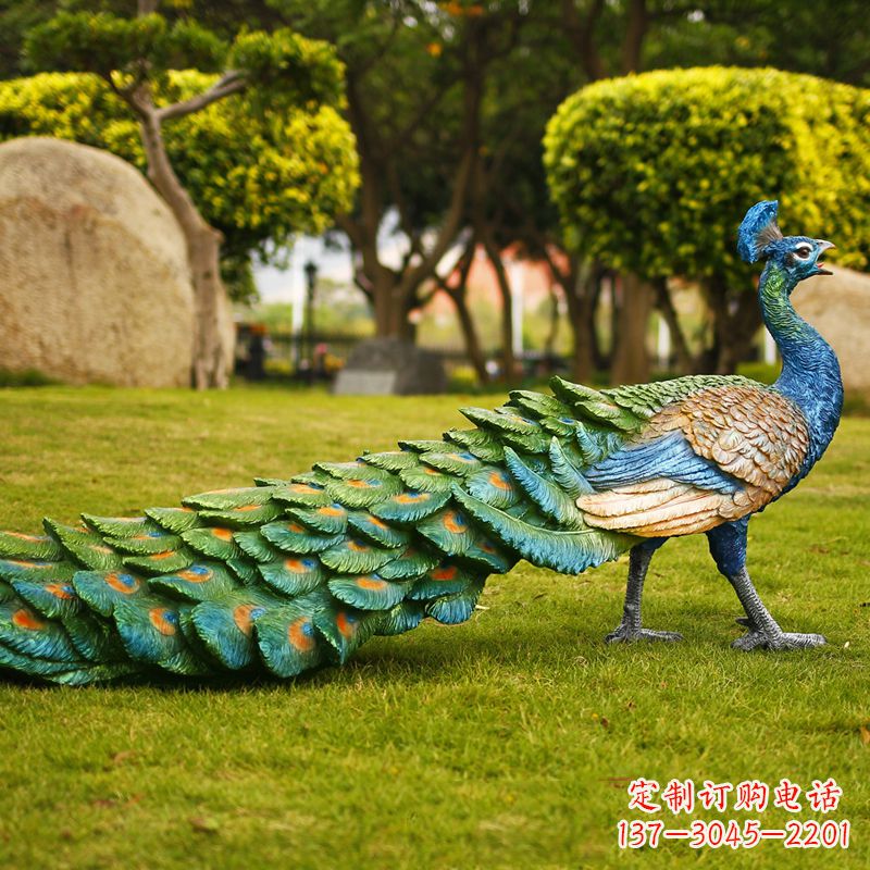 温州仿真孔雀雕塑-动物园植物园草坪仿真动物摆件