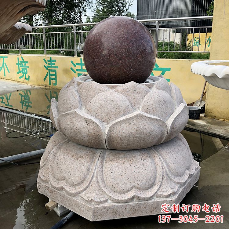温州金色彩绘风水球雕塑
