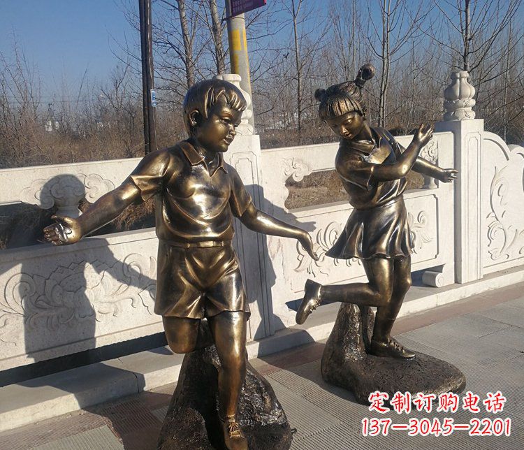温州公园摆件编花篮玻璃钢仿铜人物雕塑