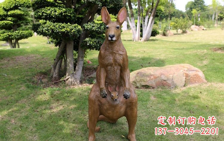 温州公园玻璃钢仿真袋鼠雕塑