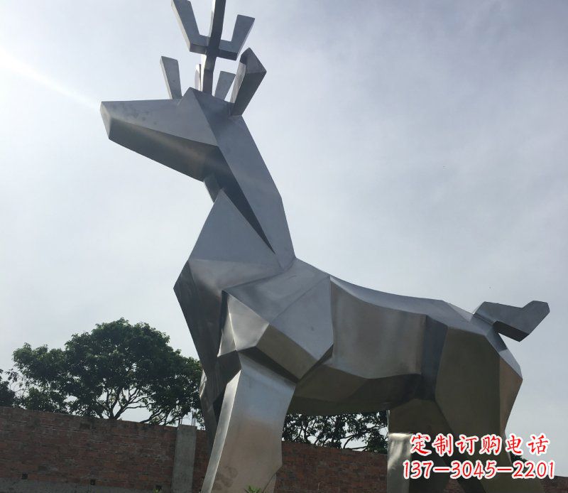 温州不锈钢几何鹿雕塑