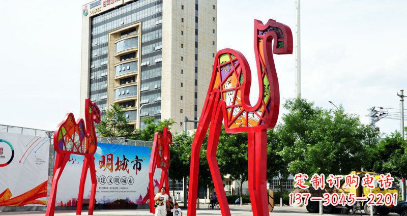 温州品质精良的公园不锈钢骆驼雕塑