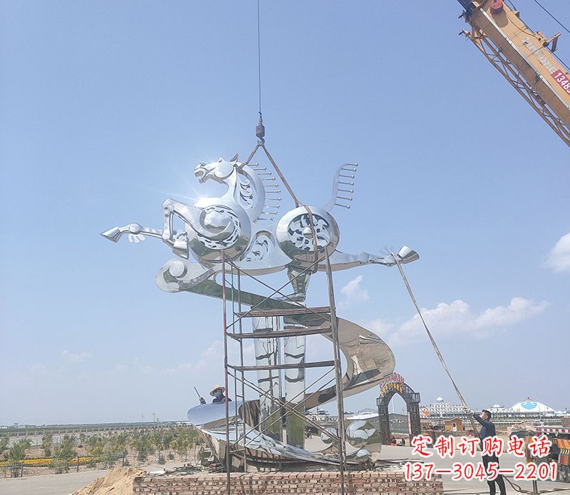 温州公园不锈钢飞马景观雕塑