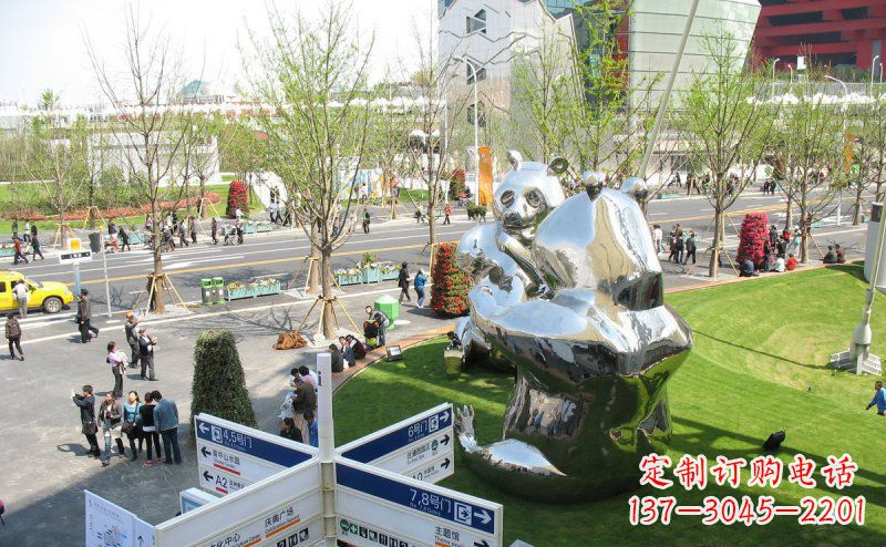 温州魅力镜面不锈钢熊猫景观雕塑
