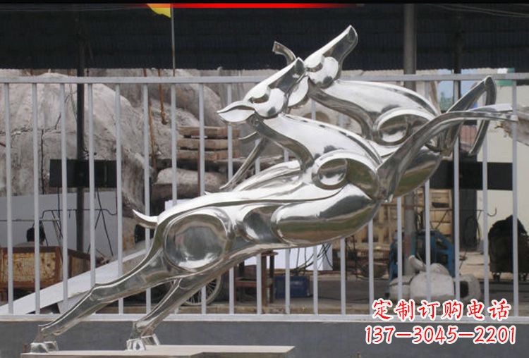 温州梅花鹿不锈钢高光大型雕塑