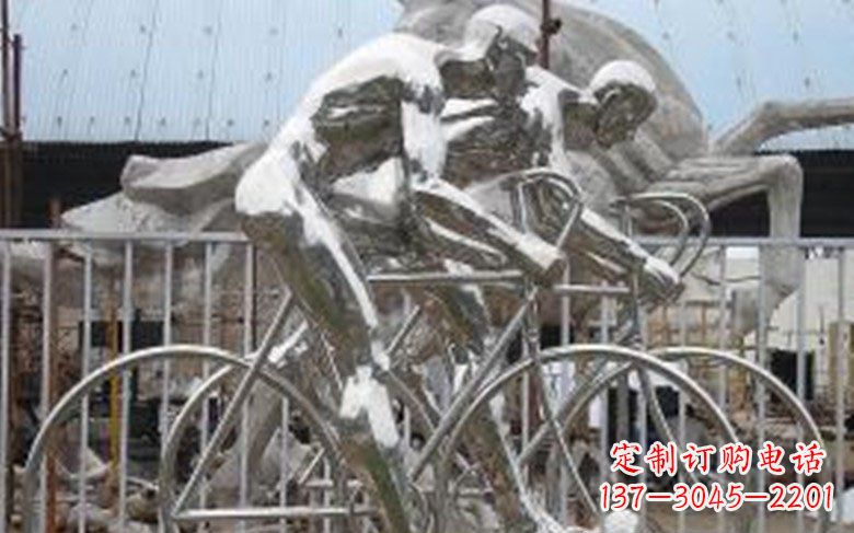 温州铸造不锈钢骑自行车景观雕塑